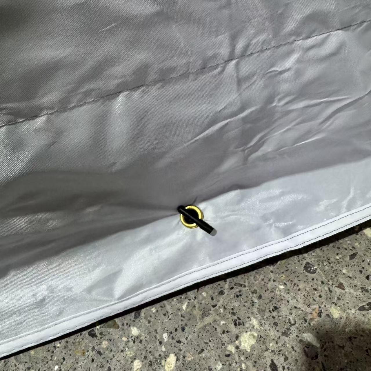 Carpa de almacenamiento/refugio para automóviles a prueba de lluvia y sol