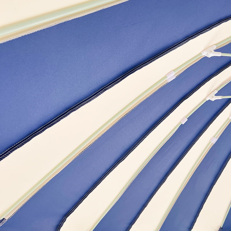 Paraguas pagoda de patchwork azul y blanco de 2,5 m