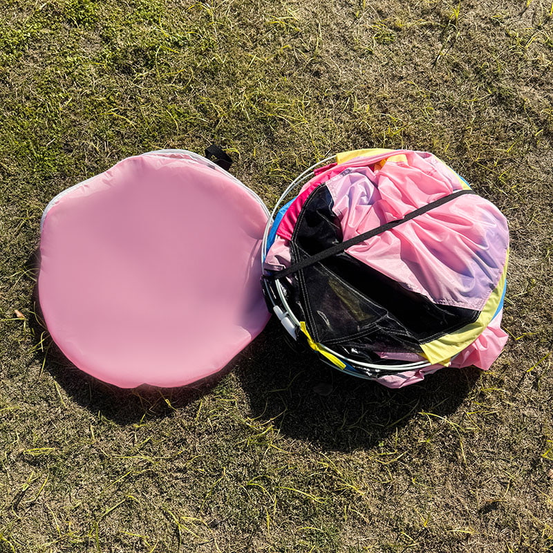 Tienda plegable colorida al aire libre para niños